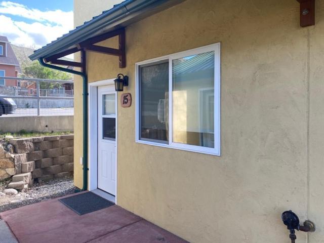 Hotel Yellowstone Riverside 2*